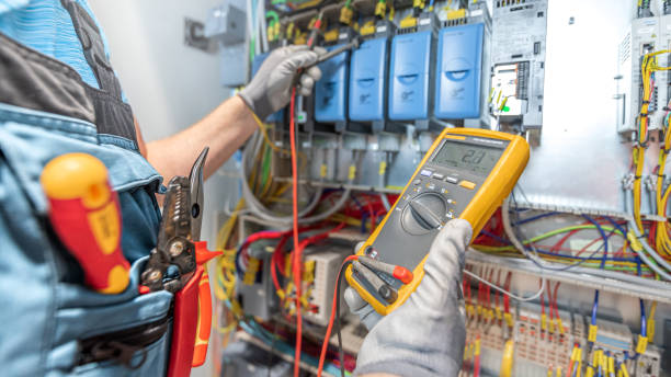 Best Licensed Electrician  in Lutcher, LA